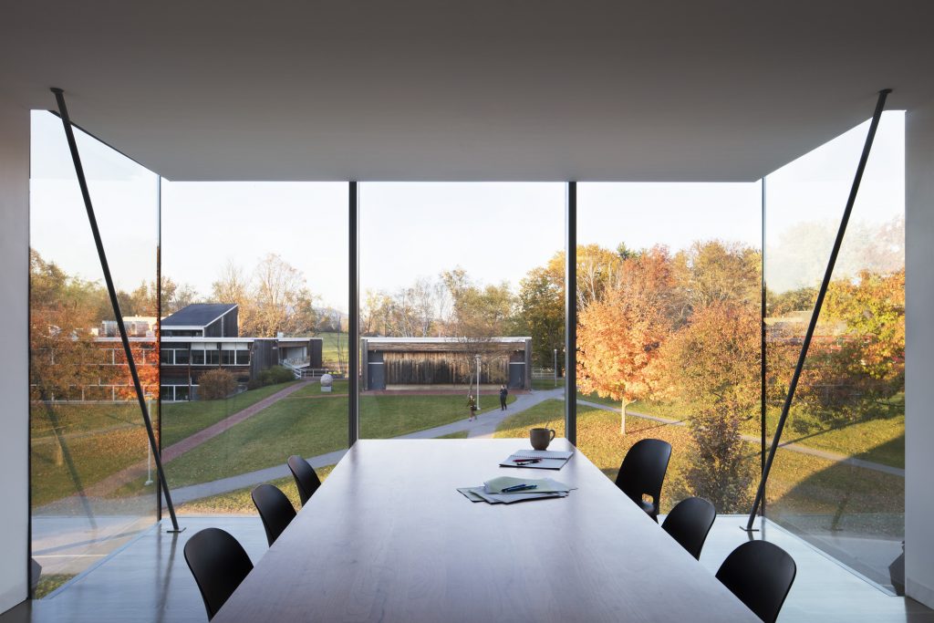 CFA_–_Bennington_College_–_Interior_View_Small_Classroom